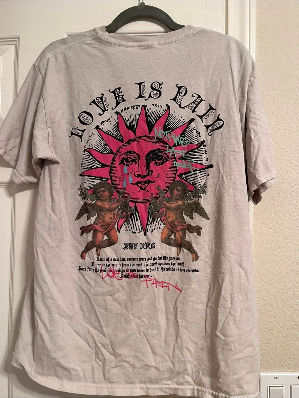 White Graphic Crew Neck T-Shirt with Pink Sun Motif
